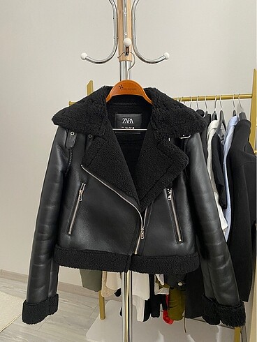 Zara kürklü mont