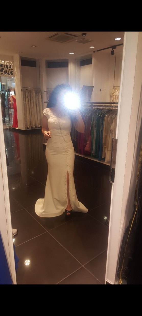 Dantel Detaylı V Yaka Balık nişan elbisesi - Görsel 2