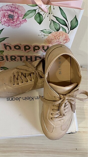 37 Beden ten rengi Renk Marjin sneaker veslin