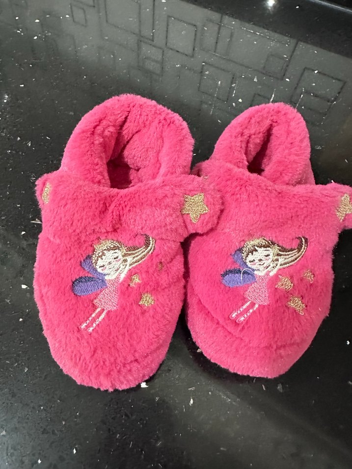 Kızlar için Renkli Nakışlı Sıcak Terlik - Görsel 2