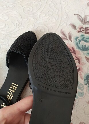 Bilekten bağlamalı ayakkabı