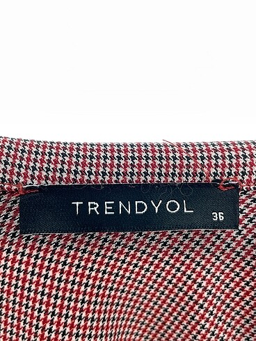 36 Beden çeşitli Renk Trendyol & Milla Kısa Elbise %70 İndirimli.