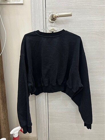 defocto cool crop sweat