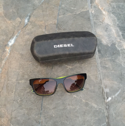 Diesel gözlük