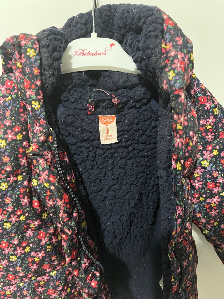 Koton Çiçek Desenli Kapüşonlu Kız Mont - Görsel 2