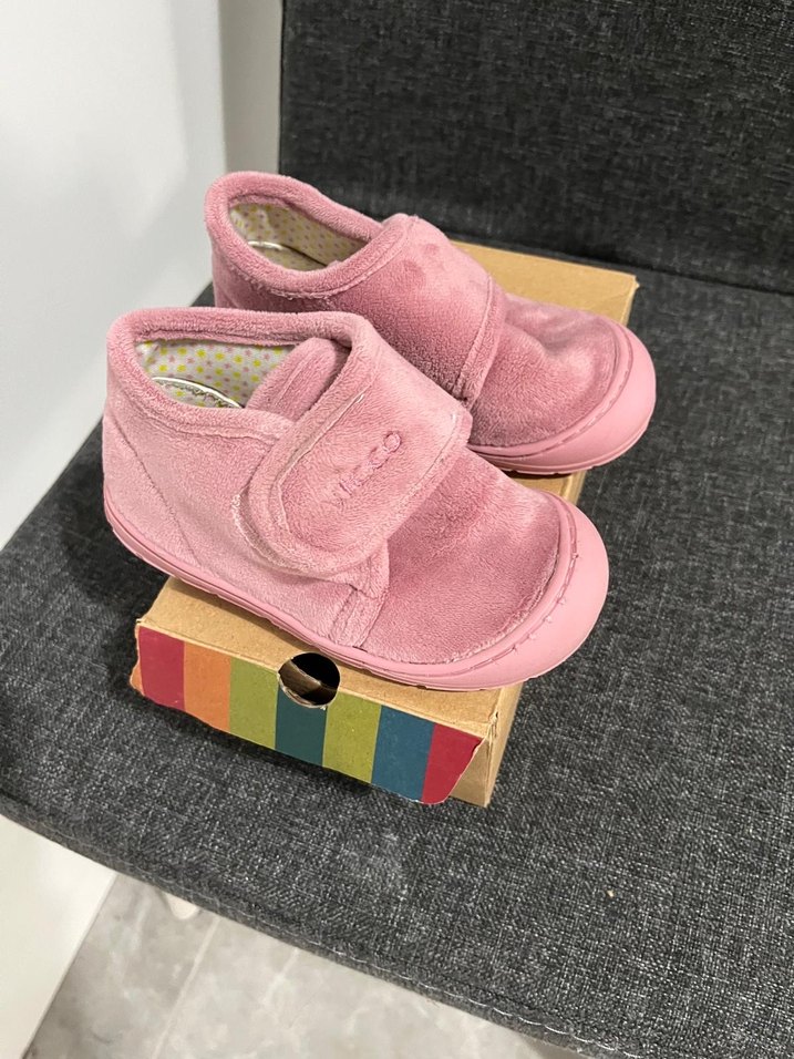 Vicco Kız Çocuk Pembe Sıcak Terlik Velcro - Görsel 2