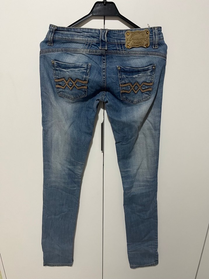 Stradivarius Mavi Kadın Bol Kesim Kot Pantolon - Görsel 2