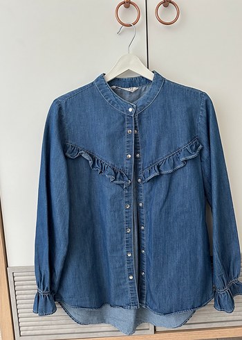 Kadın Mavi Denim Fırfırlı Gömlek