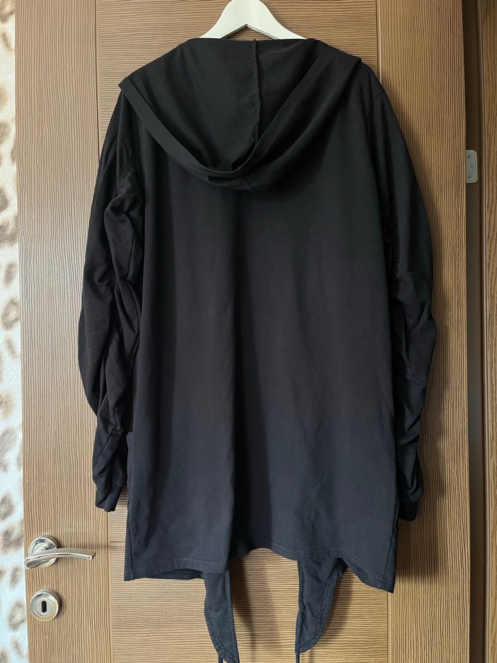 Siyah Kapüşonlu Salaş Hırka - Görsel 4