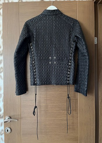 Kadın Siyah Kapitone Ceket - Görsel 4