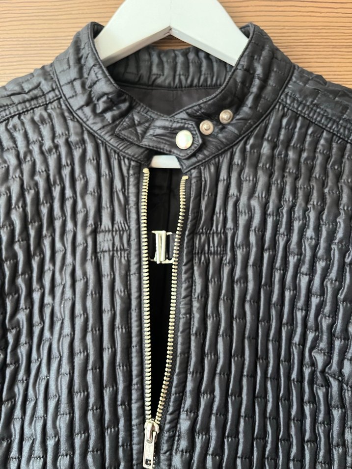 Kadın Siyah Kapitone Ceket - Görsel 3