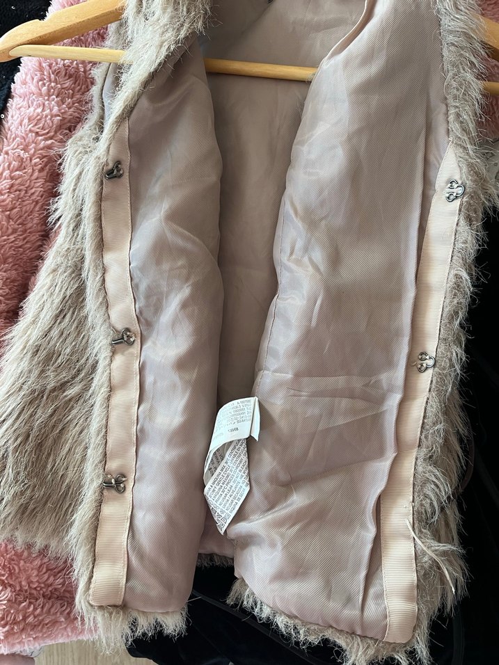 Bej Kürk Çocuk Yelek - Görsel 4