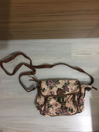 Orjinal mavi jeans çiçekli mini çanta