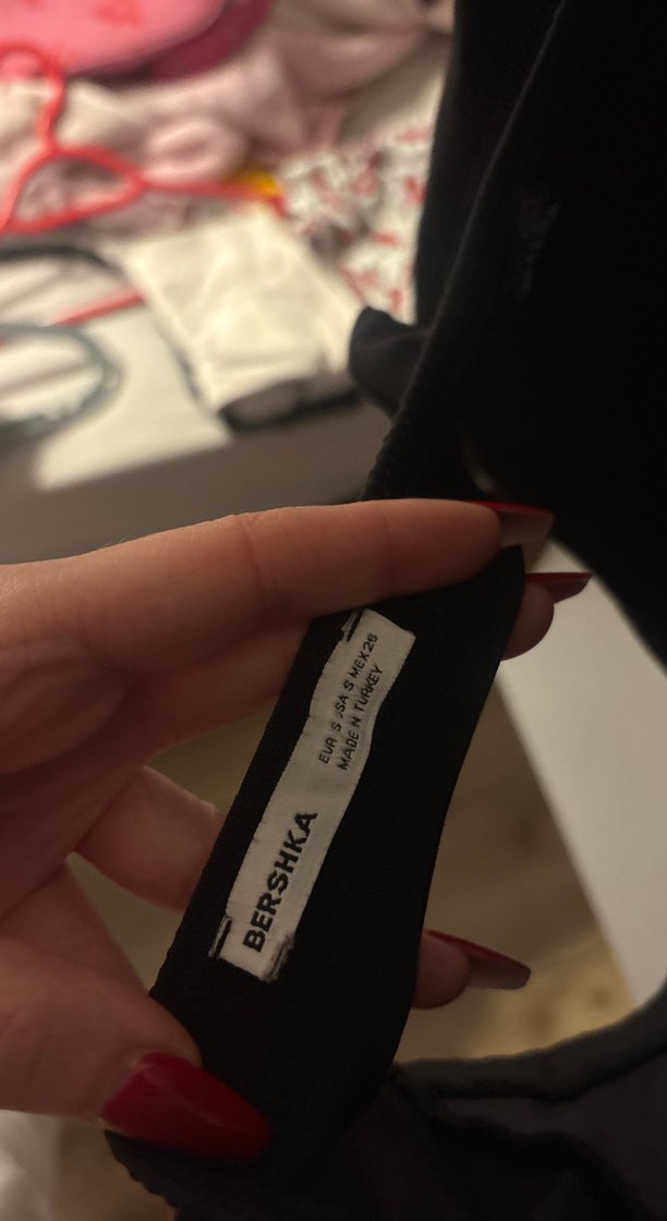 Uzun Kollu Siyah sırtı açık - Görsel 3