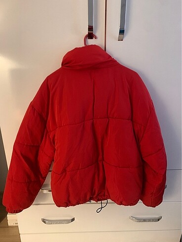 s Beden pull and bear kirmizi mont