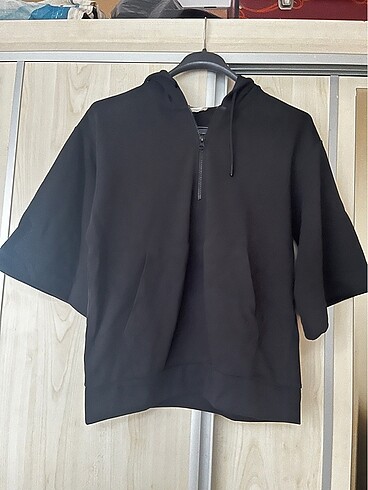 IAMNOTBASIC IAMNOTBASIC Sweatshirt