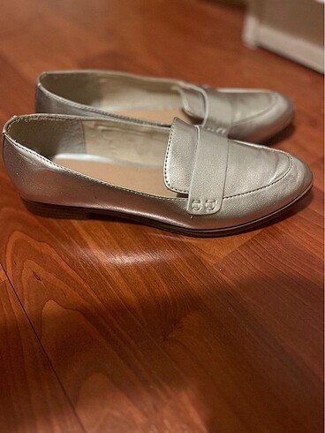 37 Beden gri Renk Pull & Bear Lame Loafer Ayakkabı