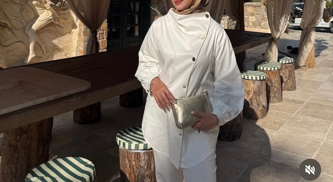 Kadriye Baştürk - Düğmeli Beyaz Gömlek - Görsel 3