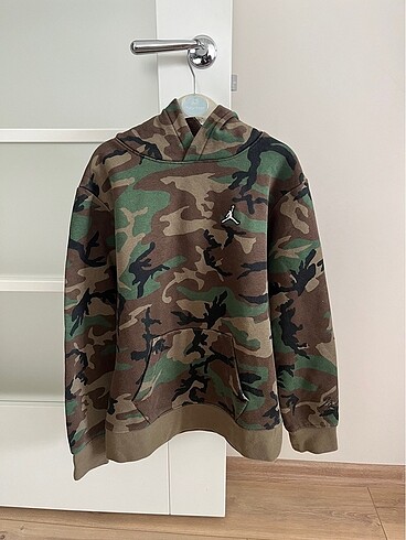 Askeri desenli michael jordan sweatshirt