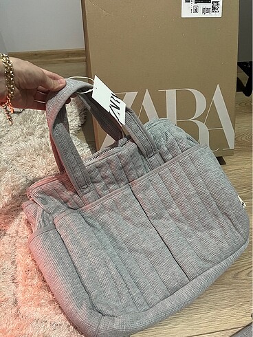 Zara Bebek bakım çantası