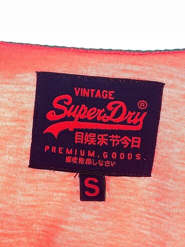 s Beden çeşitli Renk Superdry T-shirt %70 İndirimli.