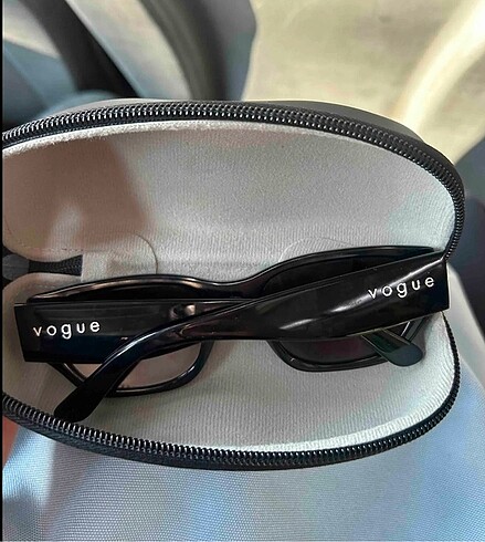 Beden VOGUE GOZLUK