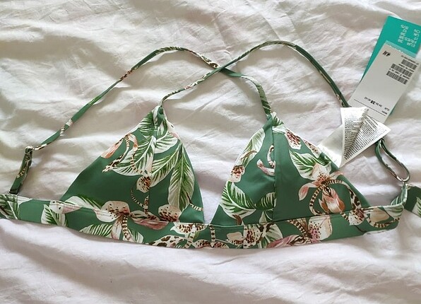 HM sıfır etiketli bikini üstü 