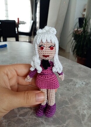  Amigurumi mini bebek vampir
