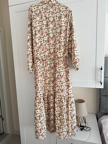 40 Beden lc waikiki modest çiçekli tesettür elbise