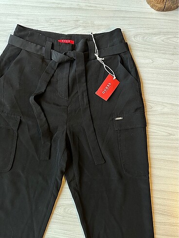 Guess GUESS S BEDEN KUMAŞ PANTOLON ETİKETLİ HİÇ KULLANMADIM