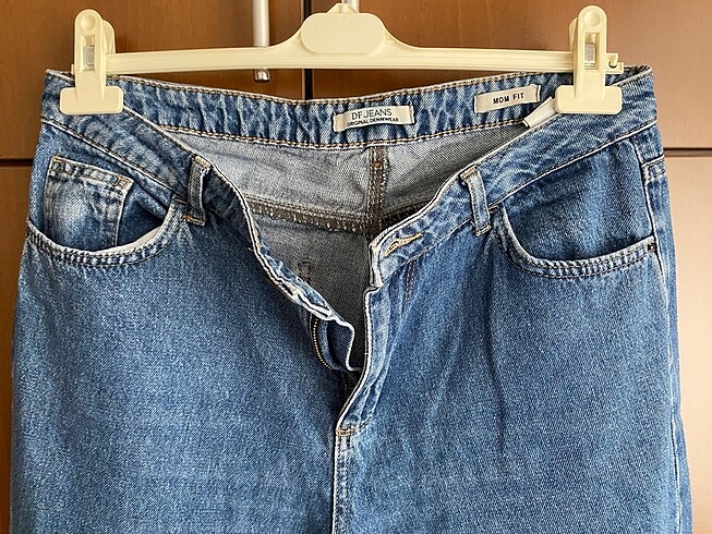 Defacto mom jean