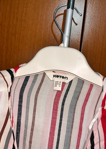 Koton, Çizgili, V Yakalı, Şık Kadın Gömlek - Görsel 2