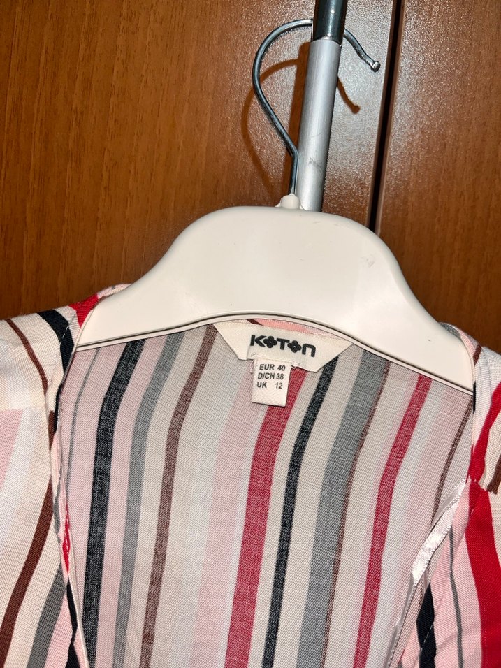 Koton, Çizgili, V Yakalı, Şık Kadın Gömlek - Görsel 2