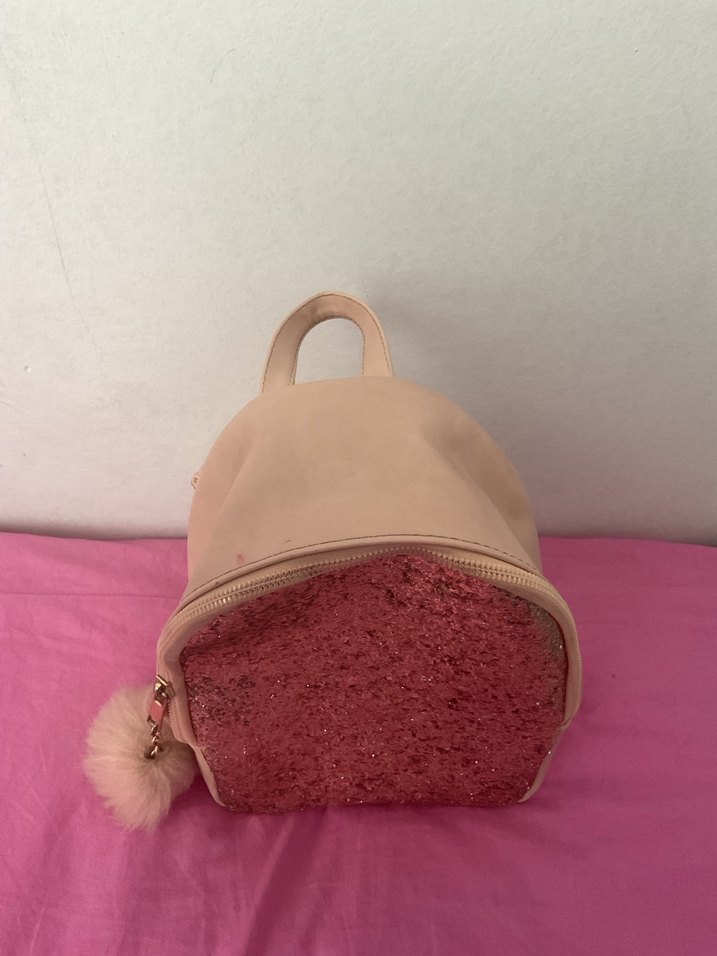 Çocuk Parlak Pembe Sırt Çantası - Görsel 2