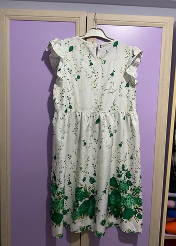 Çiçek Desenli Kız Elbisesi - Görsel 4