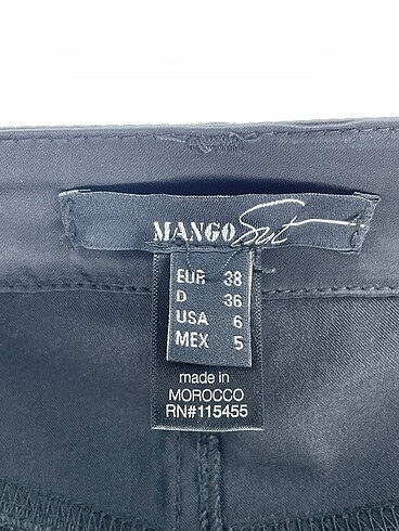 38 Beden siyah Renk Mango Kumaş Pantolon %70 İndirimli.