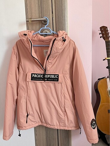 Pull and bear yağmurluk