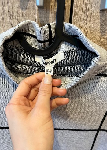 Gri Kareli Boğazlı Kadın Kazak - Görsel 2