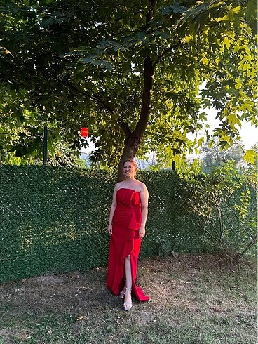 Krep kumaş kırmızı abiye elbise