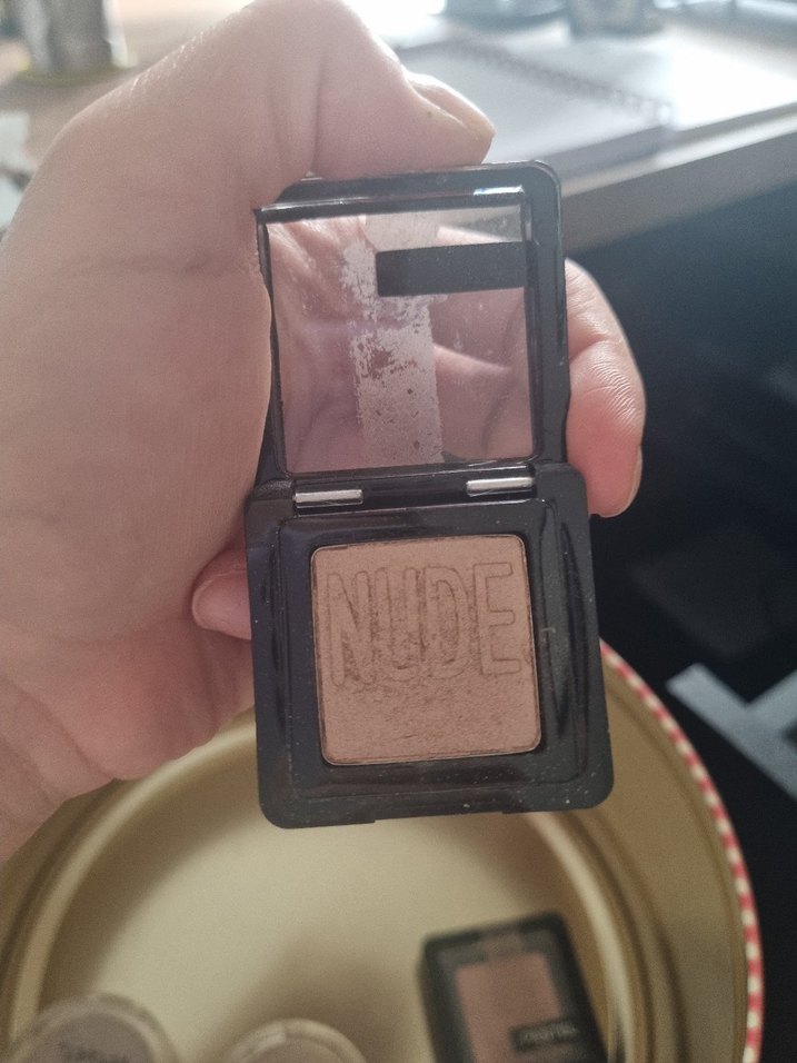Pastel Nude Tek Tonlu Göz Farı — görsel 3/4