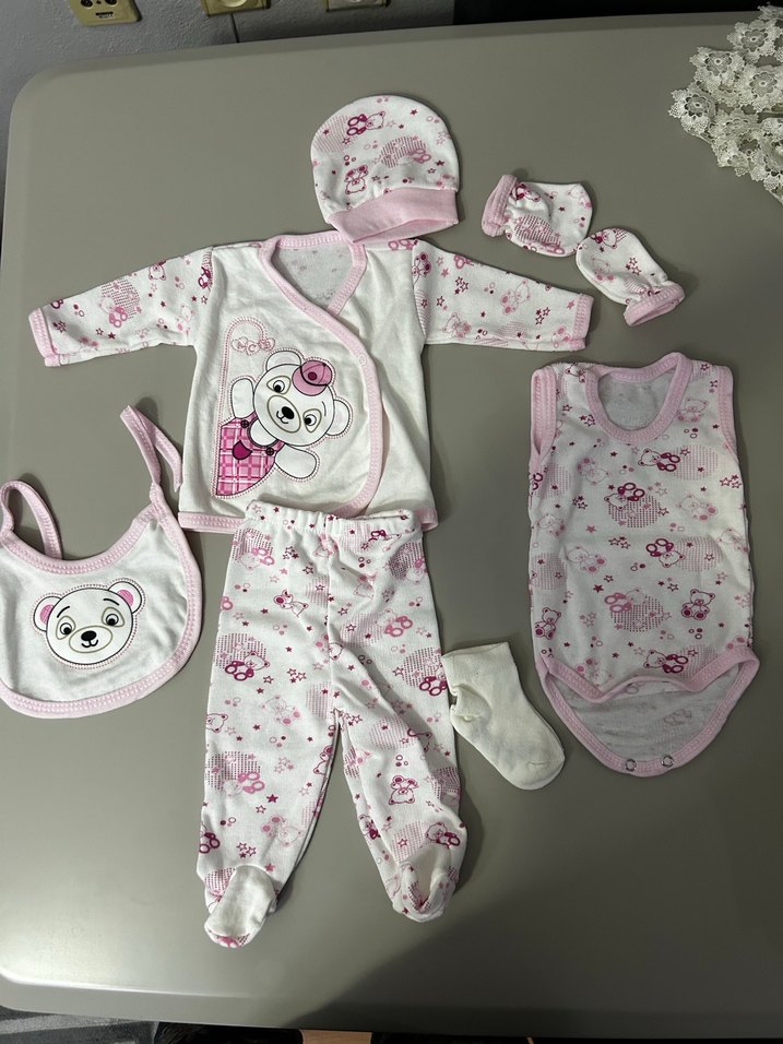 Pembe Desenli Bebek Kız Hastane Kıyafeti - Görsel 2