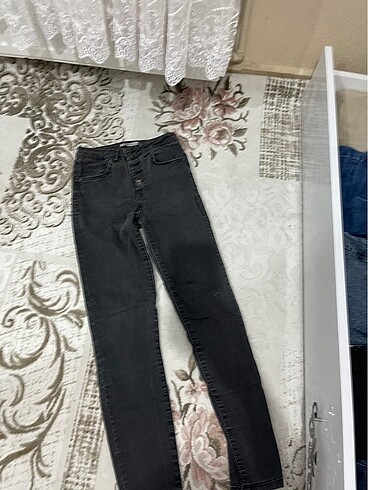Siyah dar paça pantolon