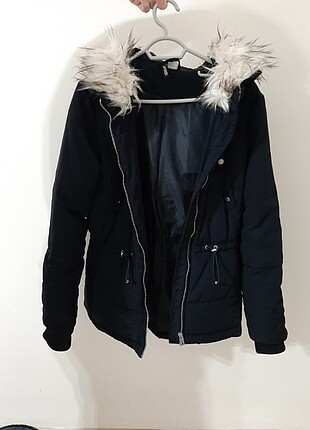 H&M Mont