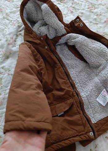 Erkek Çocuk Kahverengi Kapüşonlu Mont - Görsel 8