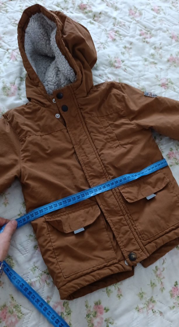 Erkek Çocuk Kahverengi Kapüşonlu Mont - Görsel 4