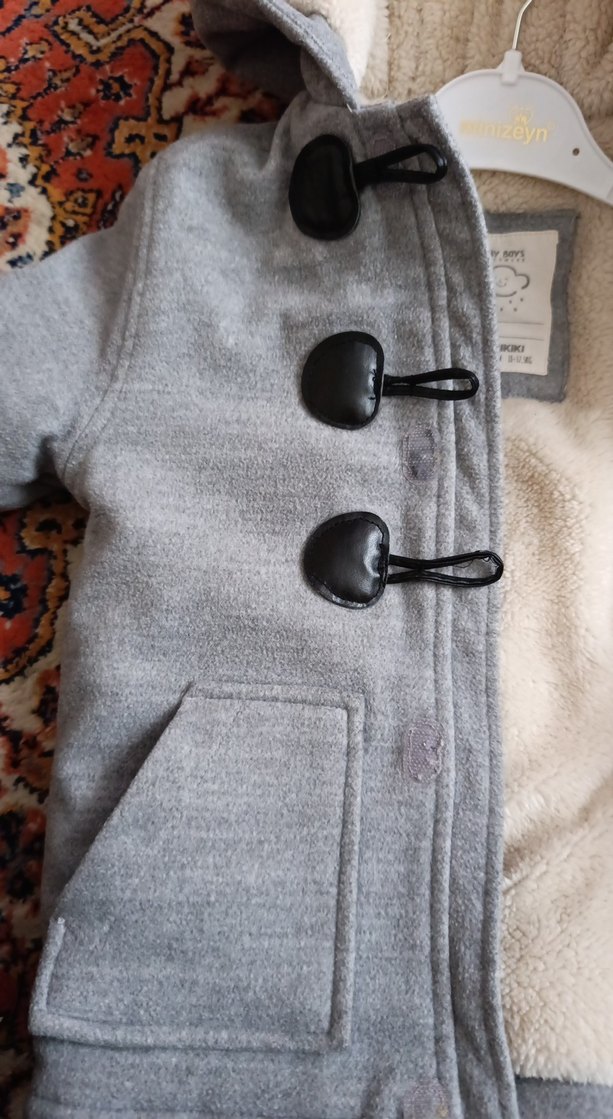 Düğmeli Gri Erkek Çocuk Polar Mont - Görsel 5