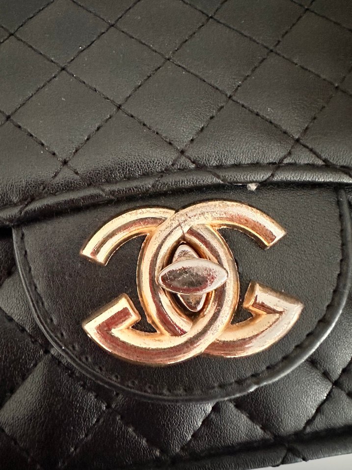 Chanel Siyah Kapitone Deri Çanta — görsel 5/7