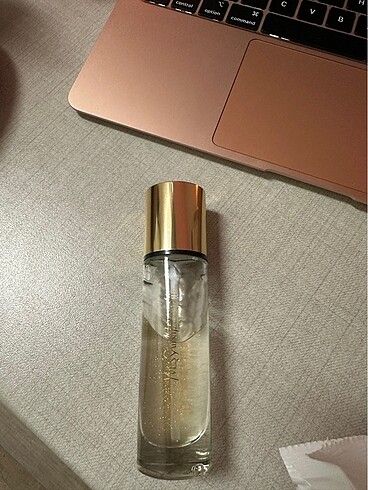 YVES SAINT LAURENT PRIMER