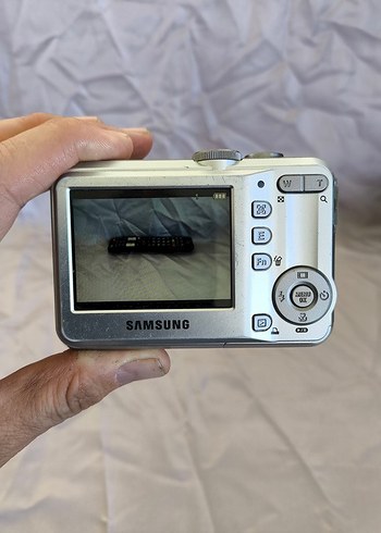 SAMSUNG S760 7.2MP 3X Zoom Dijital Fotoğraf Makinesi 2GB Kartlı