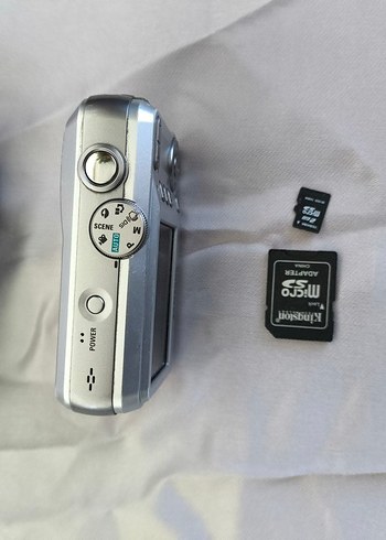  Beden Renk SAMSUNG S760 7.2MP 3X Zoom Dijital Fotoğraf Makinesi 2GB Kartlı